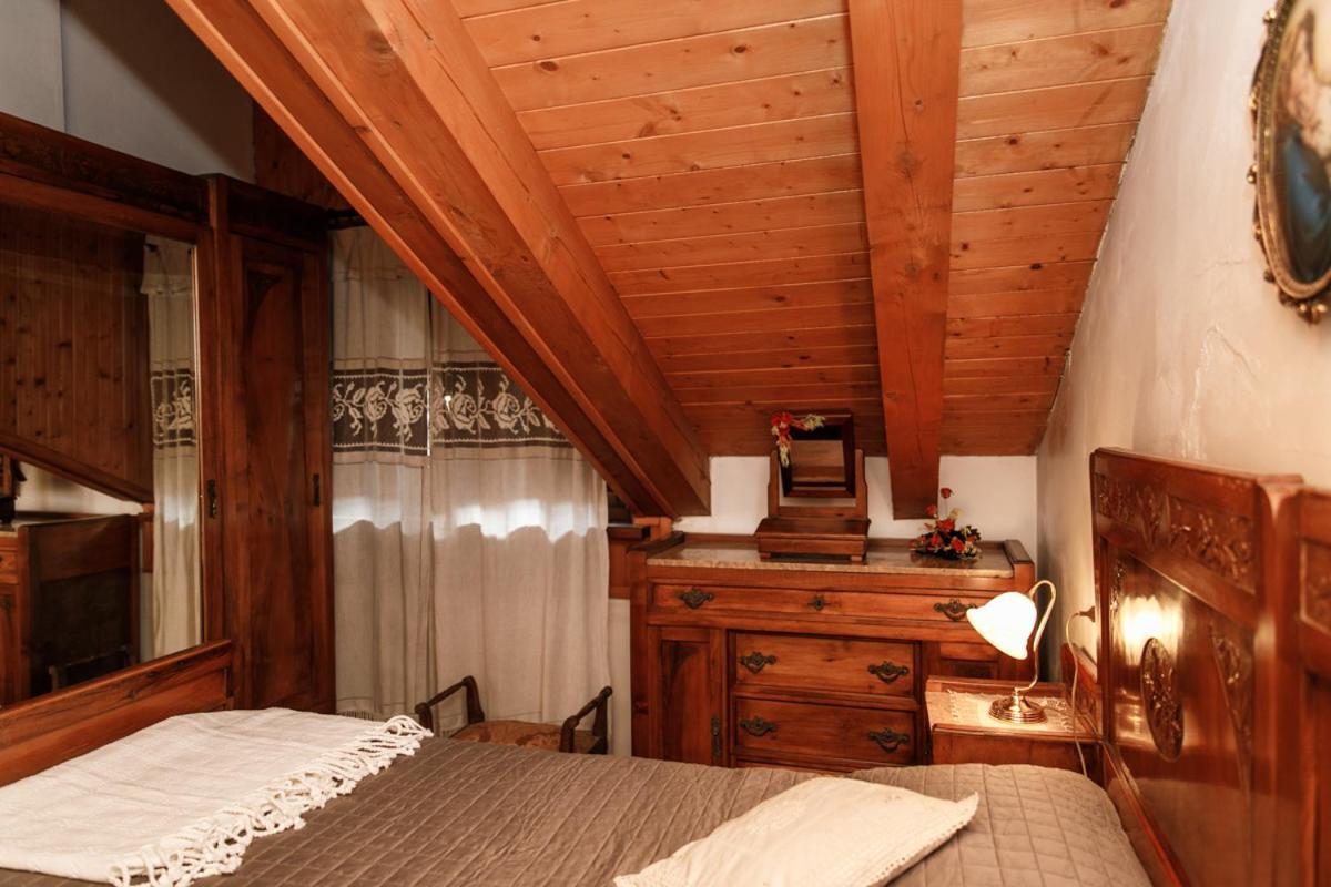 Вилла Cielo Blu Casa Alpina Vialattea Улькс Экстерьер фото