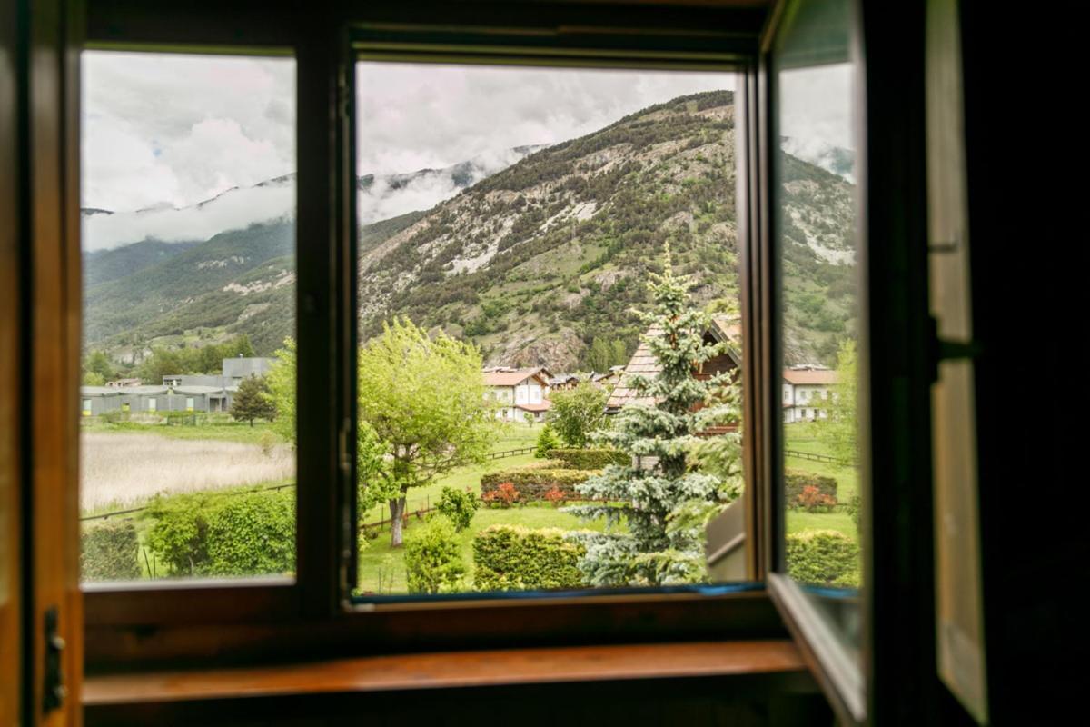 Вилла Cielo Blu Casa Alpina Vialattea Улькс Экстерьер фото